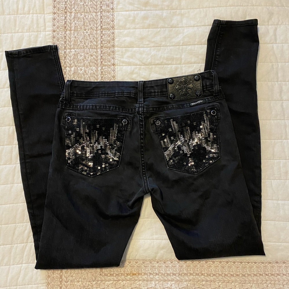 -SOLD- Miss Me Jeans Size 29